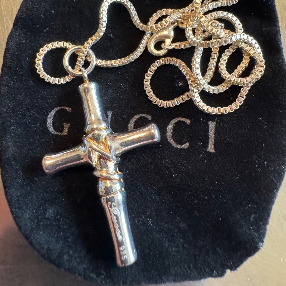 Authentic Gucci Sterling Silver Bamboo Cross Necklace-Like new-bag & box